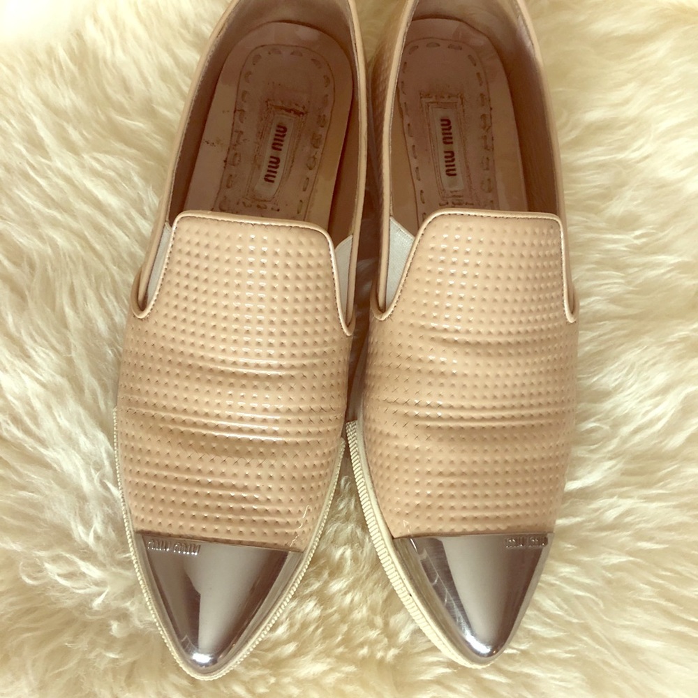 Miu Miu pointy toe capped flats